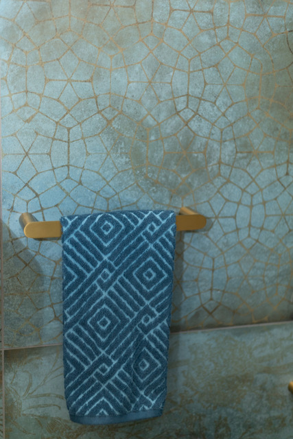 VOG - Brushed Brass Hand Towel - Image 3