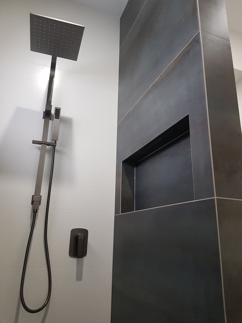 Gunmetal Single Function Handheld Shower - Image 3